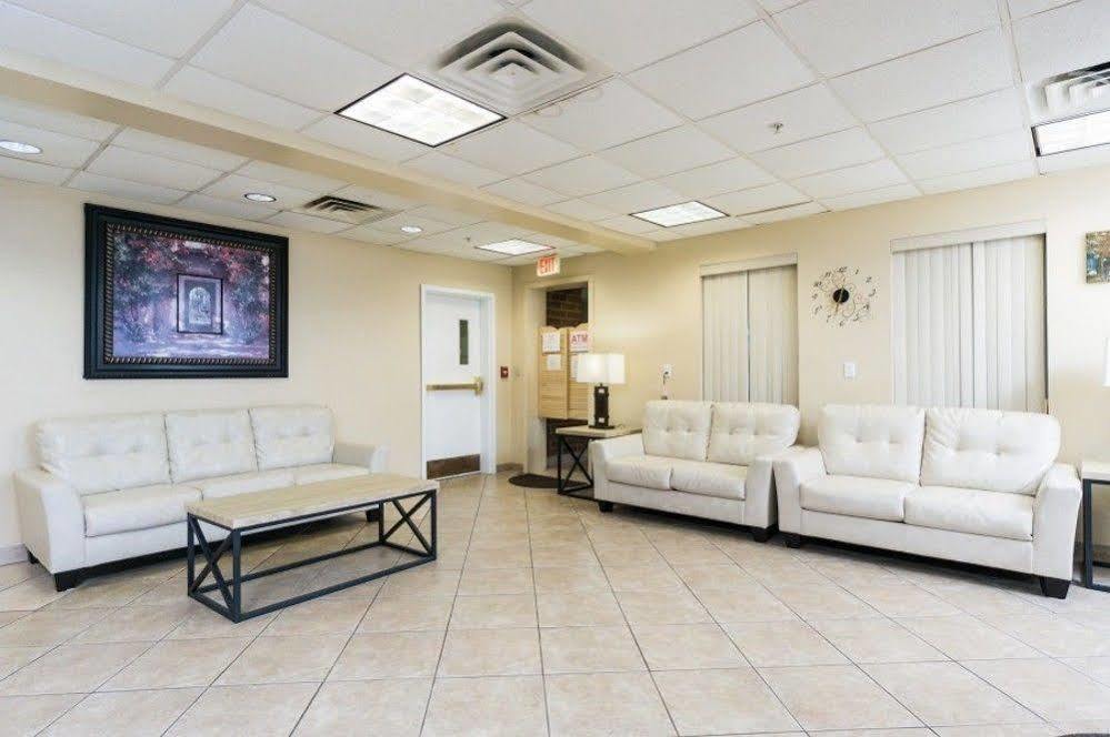 Baymont By Wyndham Jacksonville Exterior foto